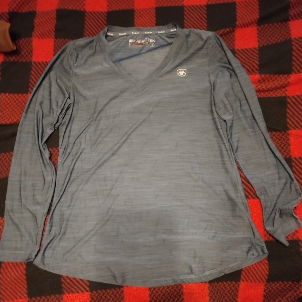 Women's Ariat shirt
